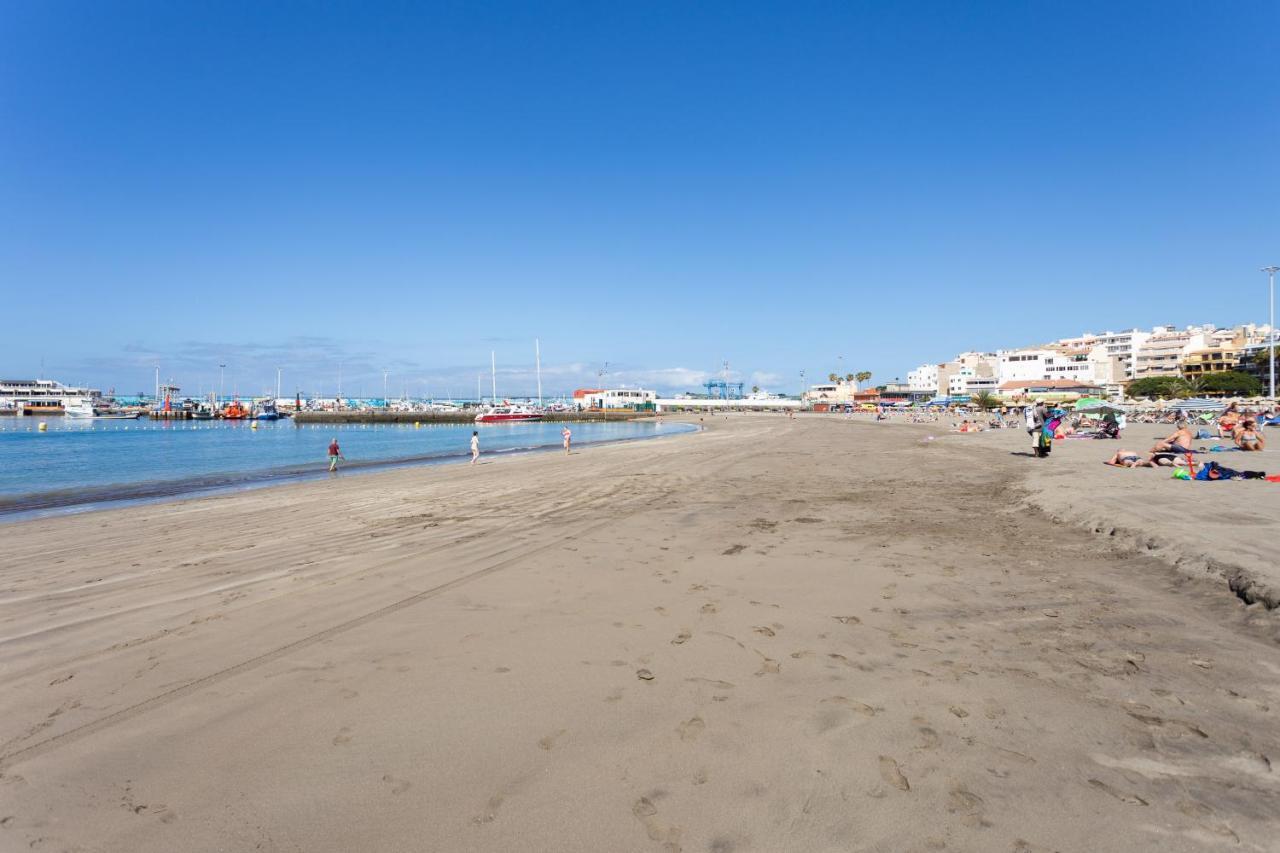 Black And White Apartment Free Wifi Los Cristianos  Esterno foto